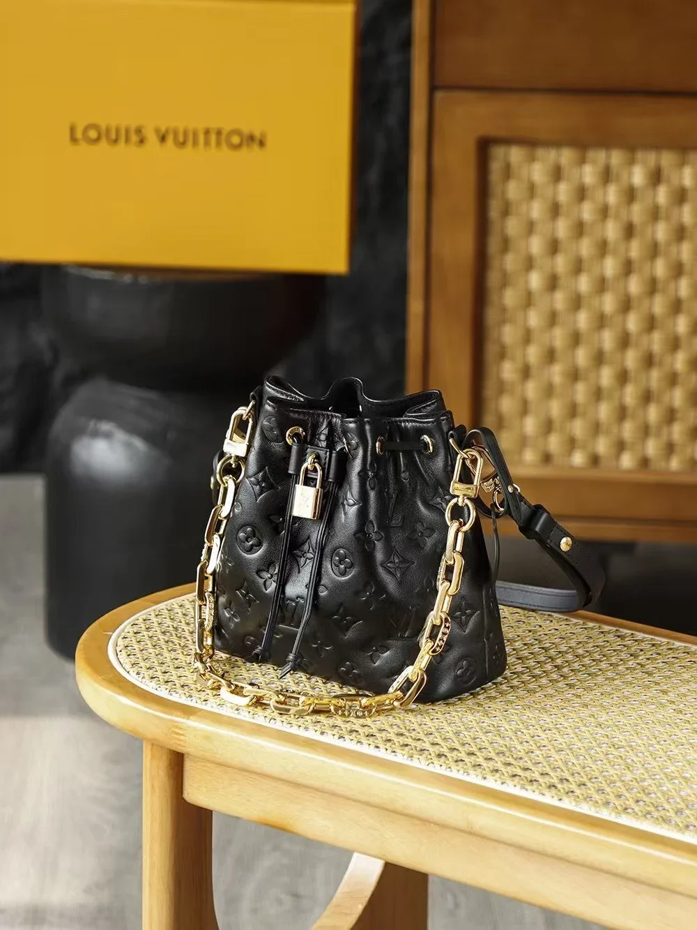 Louis Vuitton style number